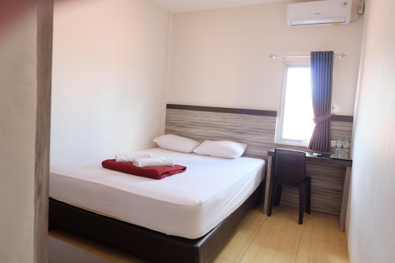 New Setia Hotel * Sintang